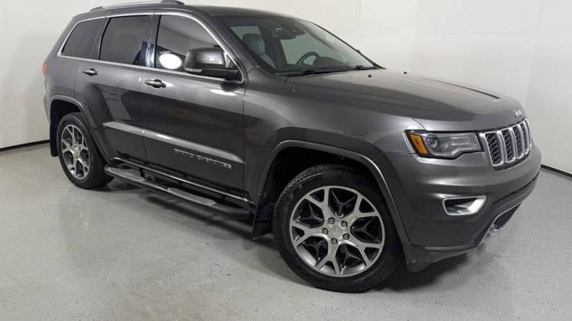 JEEP GRAND CHEROKEE 2018 1C4RJFBG8JC135535 image